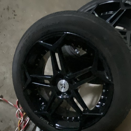 Rucci 20inch spinner - spinner, and